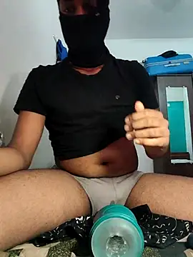 Snapshot of adro125 chatting on 1, 11, 2025 adro125 online show from 1, 11, 2025