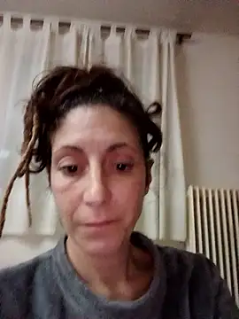 Snapshot of Ebtessamcachonda chatting on 12, 11, 2025 Ebtessamcachonda online show from 12, 11, 2025