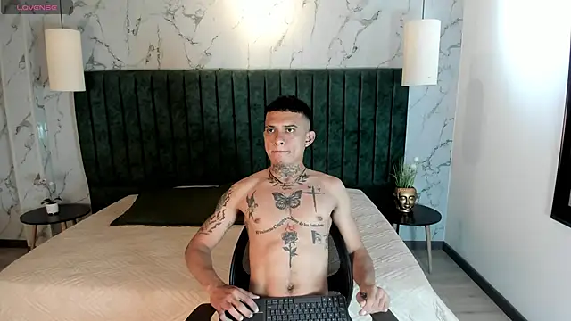 MrJustin  online show from 12, 9, 2025