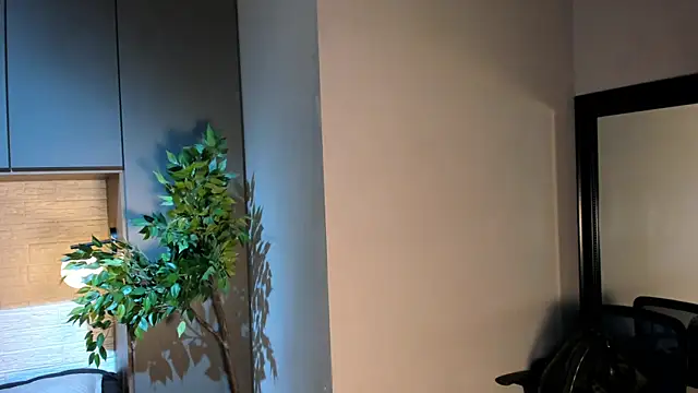 MrJustin  online show from 22, 12, 2025