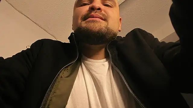 ElianCrow online show from 22, 12, 2025