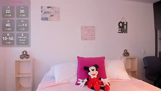 Natalia  Miller online show from 10, 9, 2025