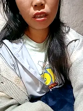 Snapshot of hera-00 chatting on 1, 12, 2025 hera-00 online show from 1, 12, 2025