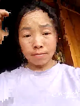 Snapshot of hera-00 chatting on 20, 12, 2025 hera-00 online show from 20, 12, 2025