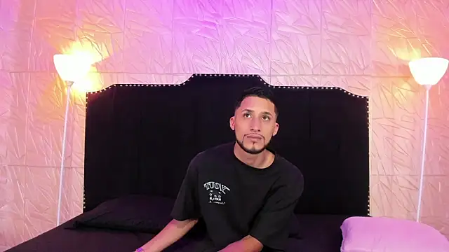 Akame Draco online show from 11, 9, 2025