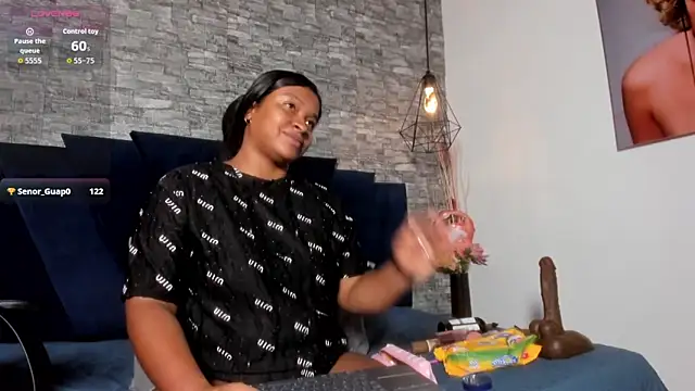 Snapshot of Emily_Brown18 chatting on 5, 3, 2026 Emily Brown18 online show from 5, 3, 2026