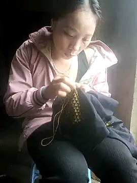 Phuong xxx online show from 22, 12, 2025