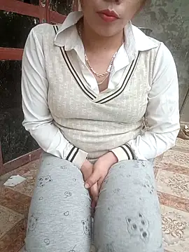 Phuong xxx online show from 12, 3, 2026