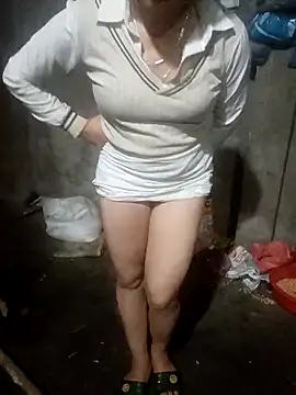 Phuong xxx online show from 15, 3, 2026