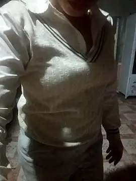 Phuong xxx online show from 16, 3, 2026