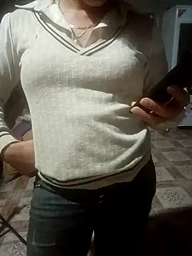 Phuong xxx online show from 18, 3, 2026