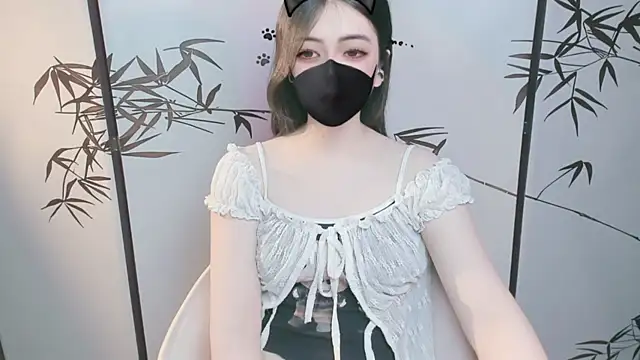 Sparkly Candy online show from 1, 12, 2025