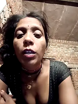 Snapshot of Xx_pooja chatting on 30, 9, 2025 Xx pooja online show from 30, 9, 2025