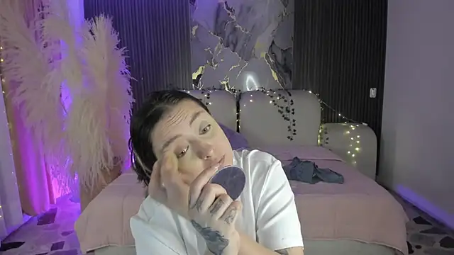 Snapshot of SarahCastro1_ chatting on 29, 3, 2026 SarahCastro1 online show from 29, 3, 2026