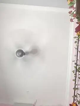 Snapshot of Cute-Mahiraa chatting on 21, 10, 2025 Cute-Mahiraa online show from 21, 10, 2025