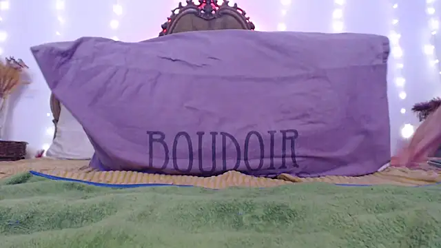 SilkenSin online show from 17, 11, 2025