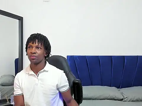 Snapshot of tau_montes chatting on 29, 9, 2025 tau montes online show from 29, 9, 2025