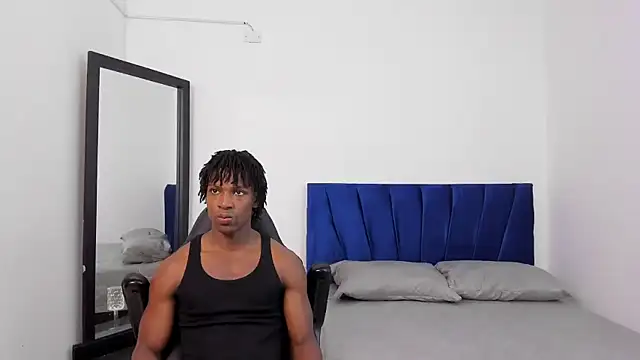 Snapshot of tau_montes chatting on 7, 10, 2025 tau montes online show from 7, 10, 2025