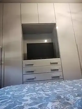 caldaevogliosa81 online show from 19, 9, 2025