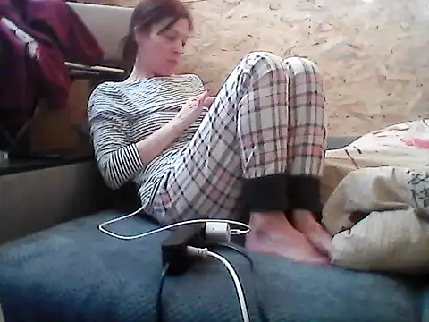 Snapshot of Milana38 chatting on 6, 3, 2026 Milana38 online show from 6, 3, 2026