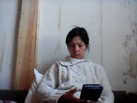 Snapshot of Milana38 chatting on 15, 4, 2026 Milana38 online show from 15, 4, 2026