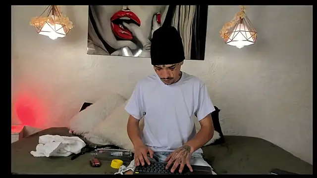 Snapshot of LeviGrayy chatting on 19, 9, 2025 LeviGrayy online show from 19, 9, 2025