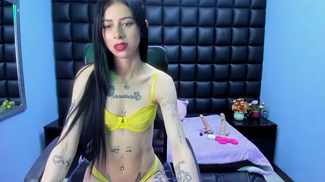 Snapshot of Dulce_Miaa_ chatting on 9, 2, 2026 Dulce Miaa online show from 9, 2, 2026