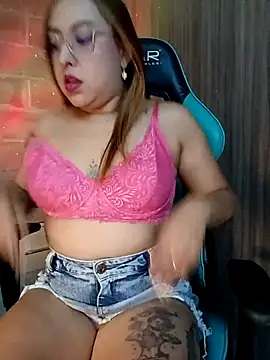 Tamara valentine online show from 4, 11, 2025