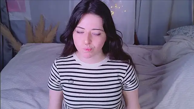 SoftAmora online show from 10, 1, 2026