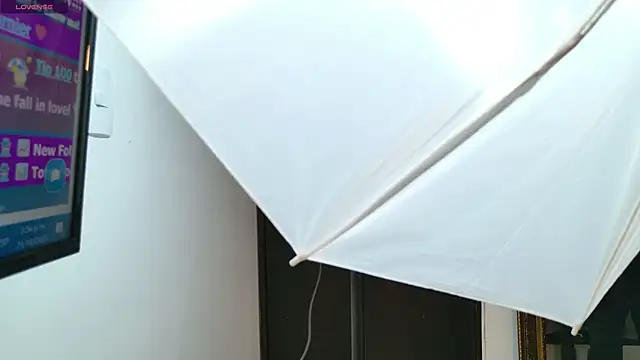 VeraGarnier online show from 21, 10, 2025