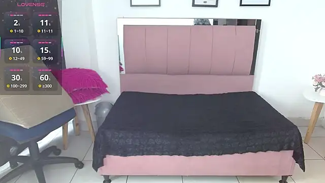 SammySmall F w online show from 9, 1, 2026