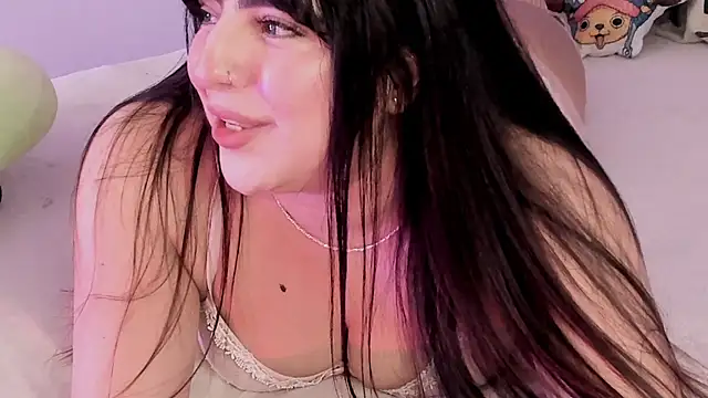 Snapshot of Camila_Matinez_ chatting on 28, 10, 2025 Camila Matinez  online show from 28, 10, 2025