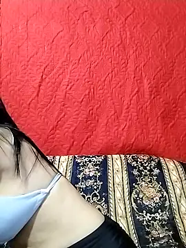 Vyxen   online show from 18, 9, 2025