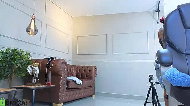 Lollipop Rose online show from 3, 10, 2025