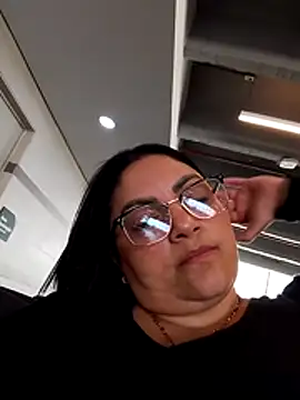 tiffany Johnson1 online show from 30, 10, 2025