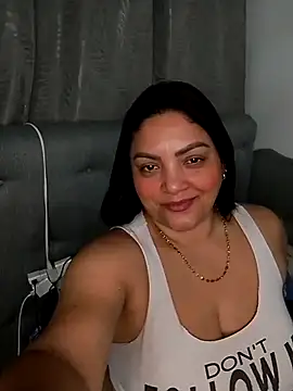 tiffany Johnson1 online show from 17, 2, 2026