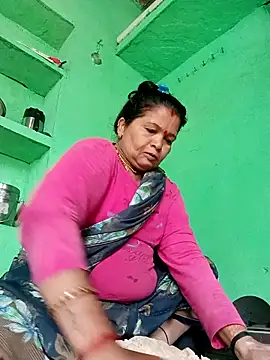 Manavi x online show from 4, 5, 2026