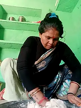 Manavi x online show from 12, 5, 2026