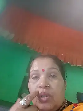 Manavi x online show from 5, 6, 2026