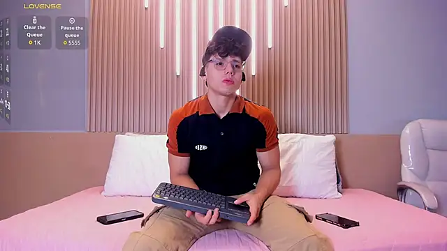 Jhoumod 21 online show from 16, 10, 2025