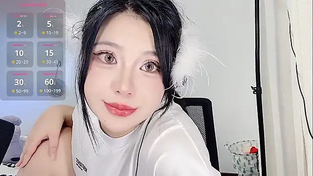 Snapshot of medusanamei chatting on 13, 10, 2025 medusanamei online show from 13, 10, 2025