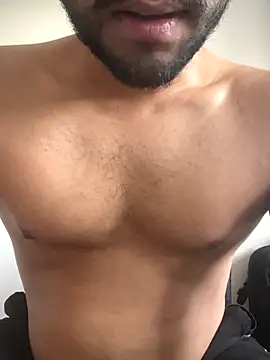 shiitposter male online show from 24, 11, 2025