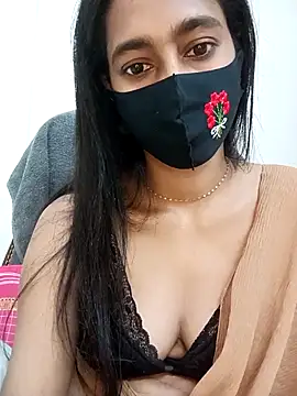 Snapshot of Softecho-03 chatting on 23, 11, 2025 Softecho-03 online show from 23, 11, 2025