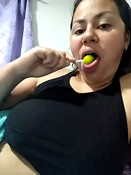 camila-titis online show from 12, 5, 2026