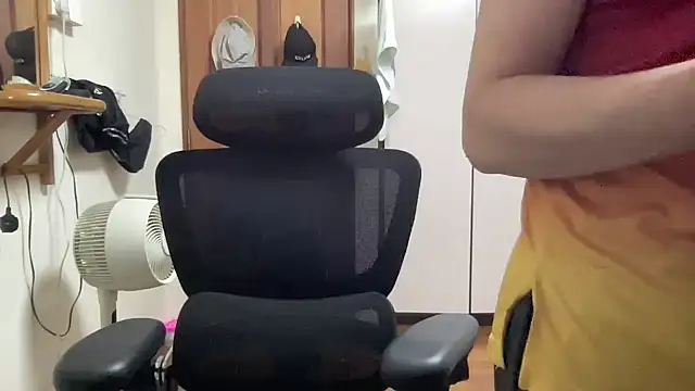 Passionatetwink2 online show from 17, 10, 2025