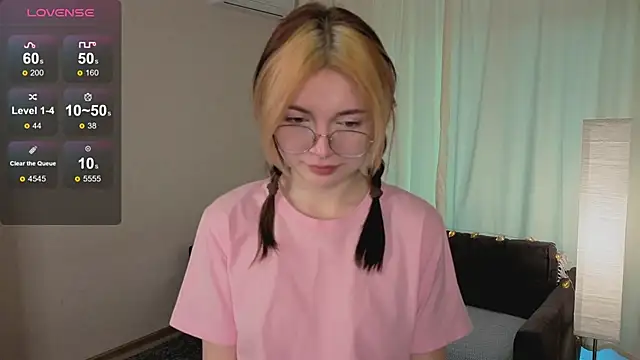 Susan Gardner online show from 21, 12, 2025