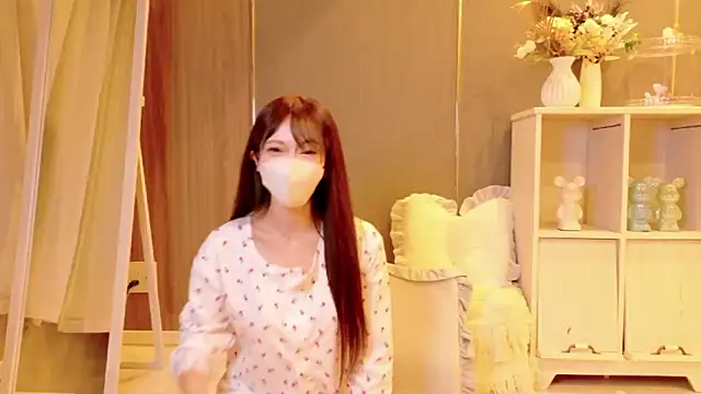 RIRI-style online show from 19, 10, 2025