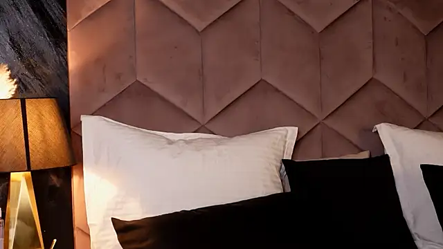 EvaRhea online show from 29, 9, 2025