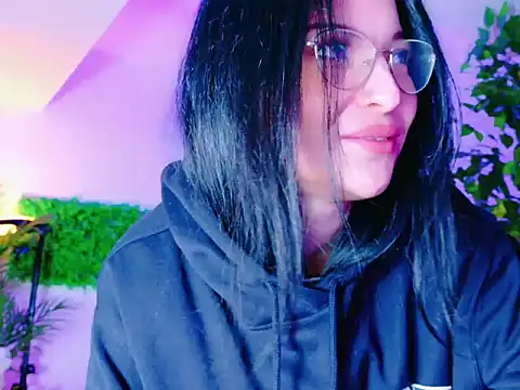 CutenessGirl online show from 20, 11, 2025