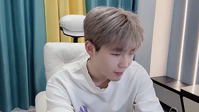 Snapshot of xiaoyang5200 chatting on 8, 2, 2026 xiaoyang5200 online show from 8, 2, 2026